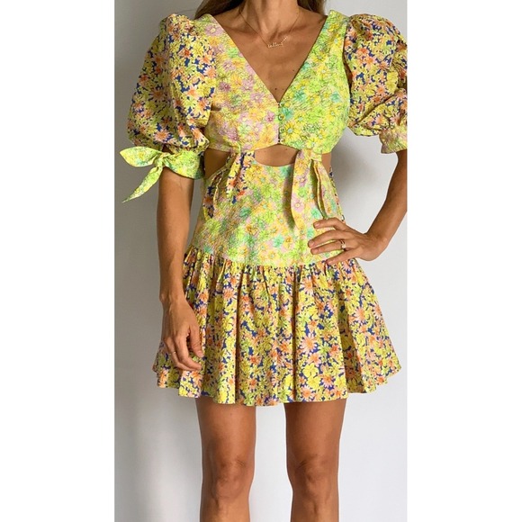 ALÉMAIS Floral Print Mini Dress Puff Sleeve Tie Cutout Backless Yellow US 10 - Picture 4 of 12